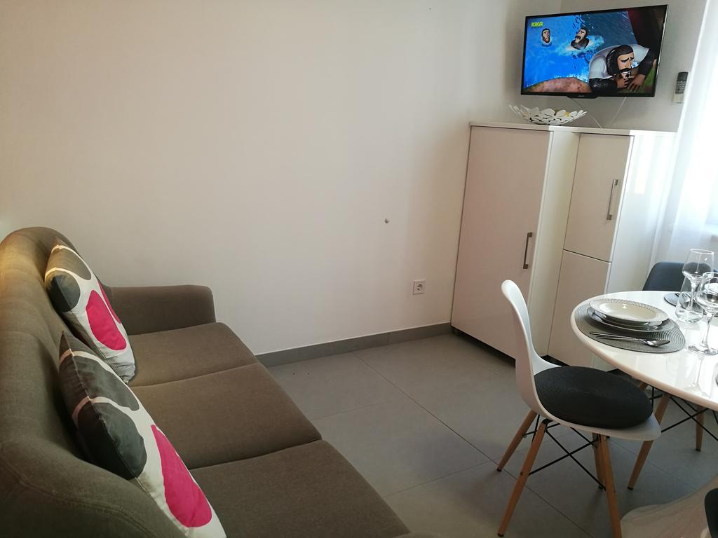 Apartments Benika 波尔 外观 照片